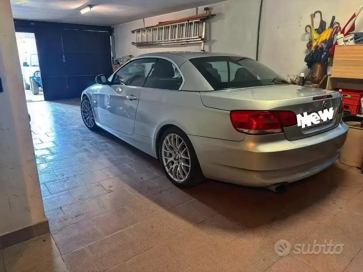 Usata BMW 320 Cabriolet 184 CV (135 kW) 2010 Grigio Cabrio