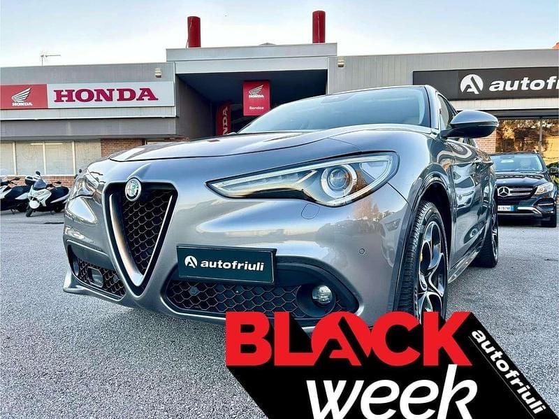 Grigio stromboli Usata 2021 Alfa Romeo Stelvio Turismo SUV | 25.800 € (Super prezzo) - Immagine 1/4