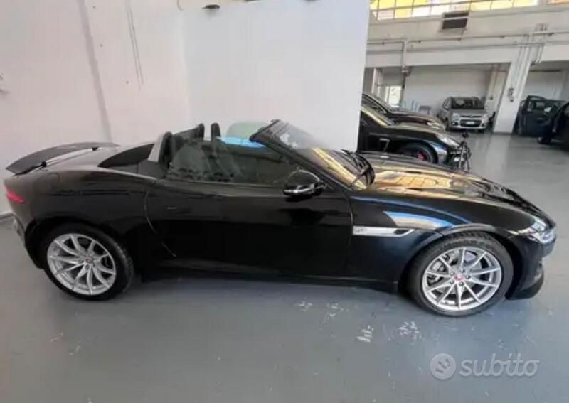 Usata Jaguar F-Type 2020 Nero Cabrio