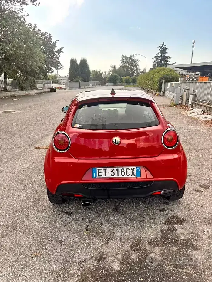 Usata Alfa Romeo MiTo 85 CV (62 kW) 2013 Rosso Utilitaria