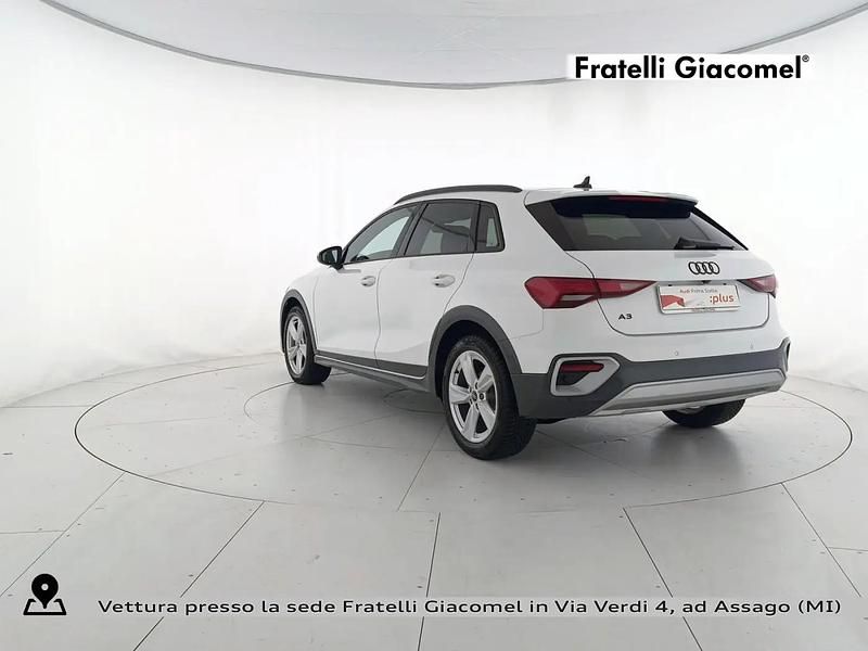 Usata Audi A3 Business 150 CV (110 kW) 2025 Bianco arkona Berlina