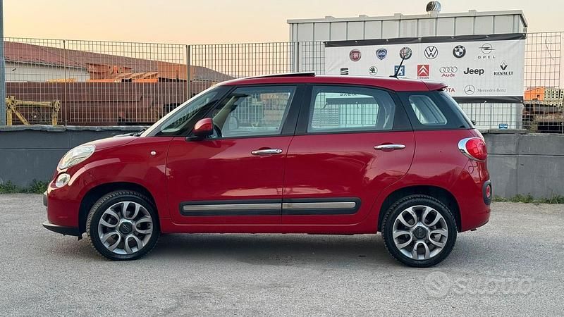 Usata Fiat 500L Lounge 84 CV (61 kW) 2014 Rosso Monovolume