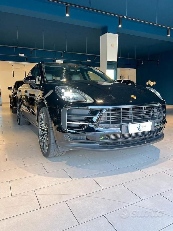 Usata Porsche Macan 244 CV (179 kW) 2021 Nero SUV