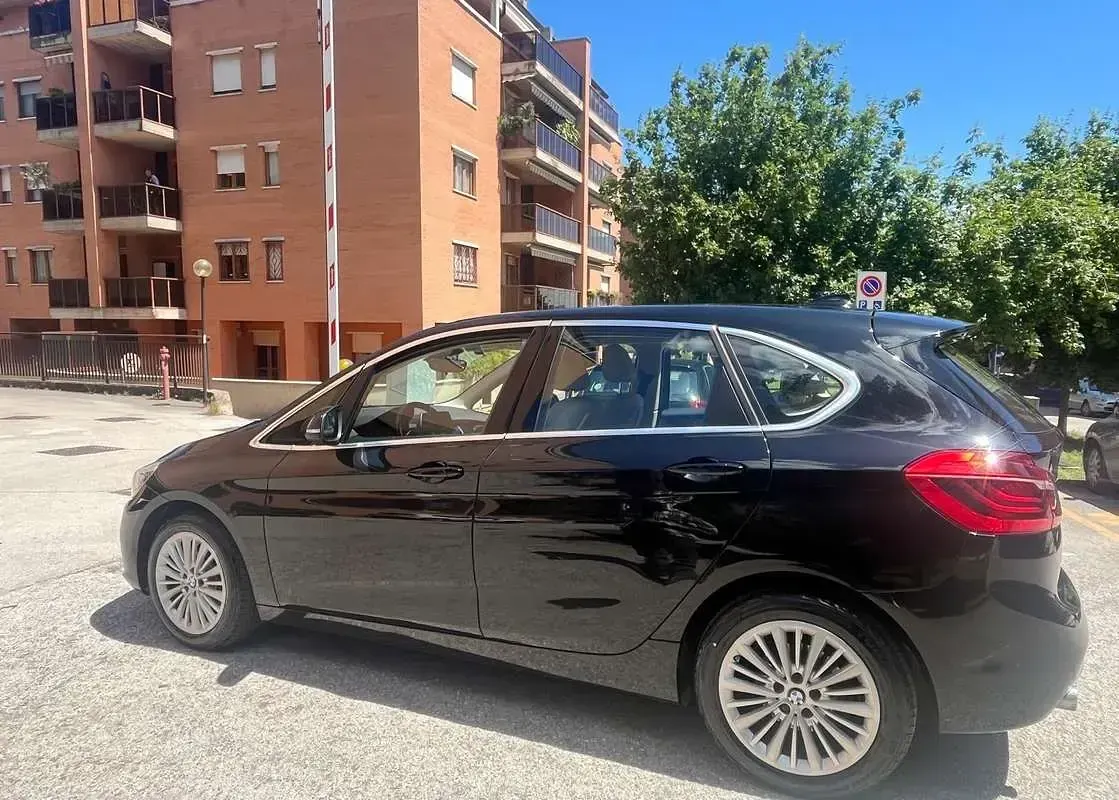 Usata BMW 218 Active Tourer Luxury Line 150 CV (110 kW) 2015 Monovolume