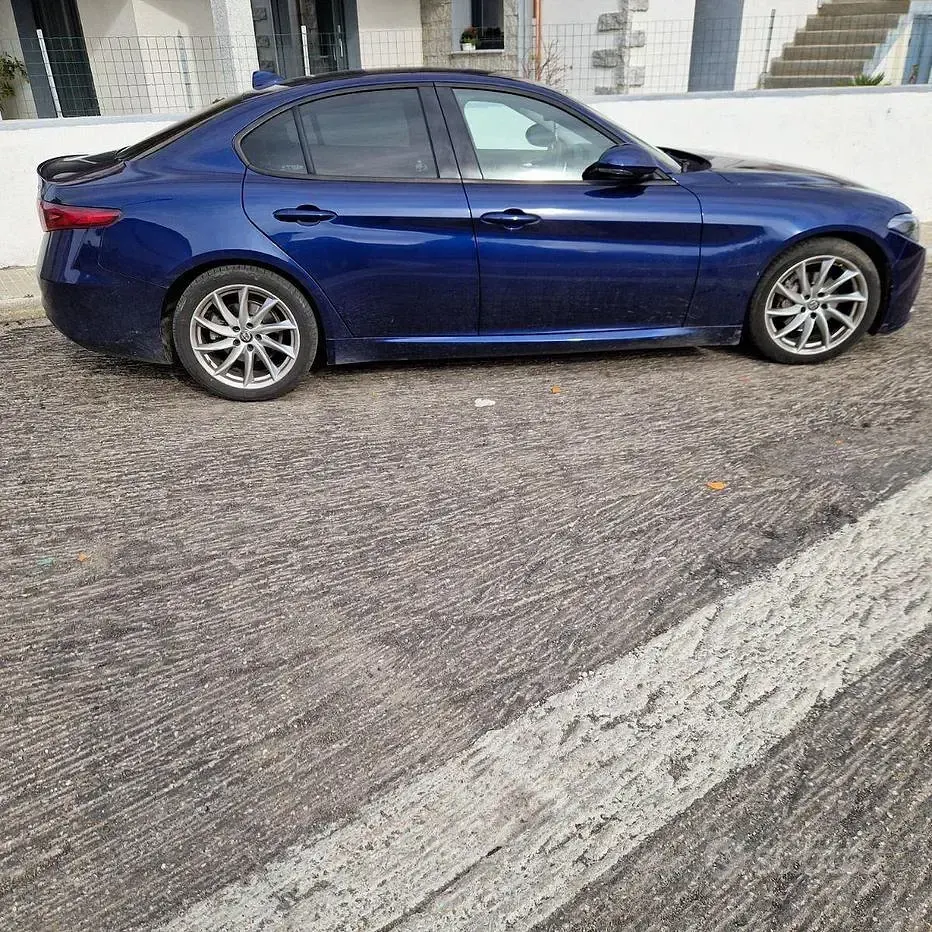 Usata Alfa Romeo Giulia 180 CV (132 kW) 2018 Berlina