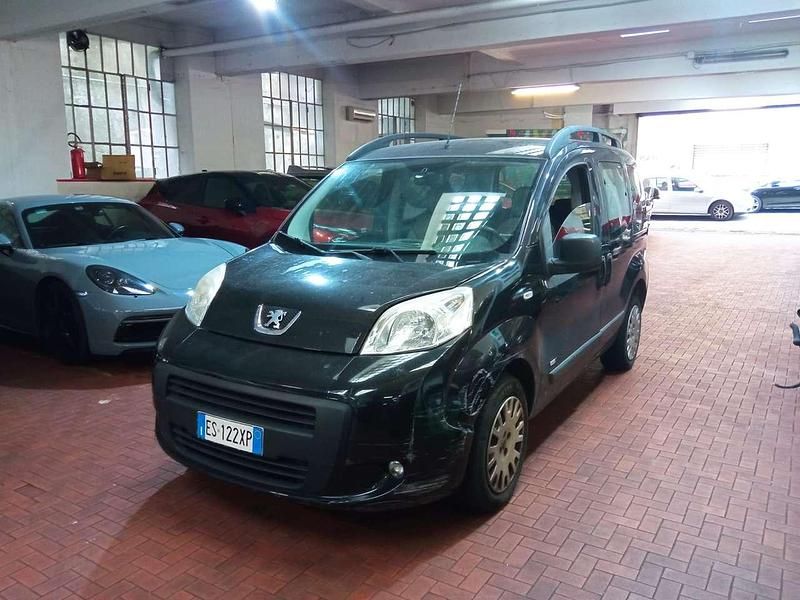 Usata Peugeot TePee Outdoor 75 CV (55 kW) 2013 Nero Station wagon