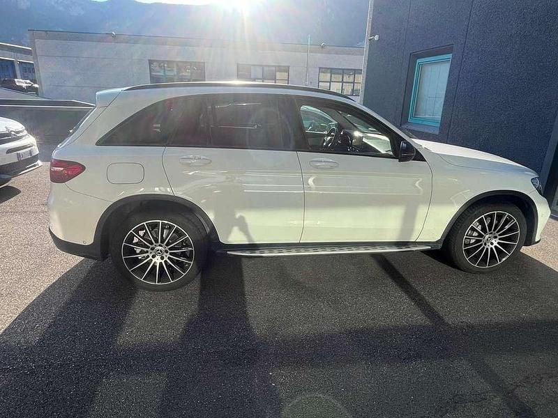 Usata Mercedes GLC250 204 CV (150 kW) 2019 Bianco SUV