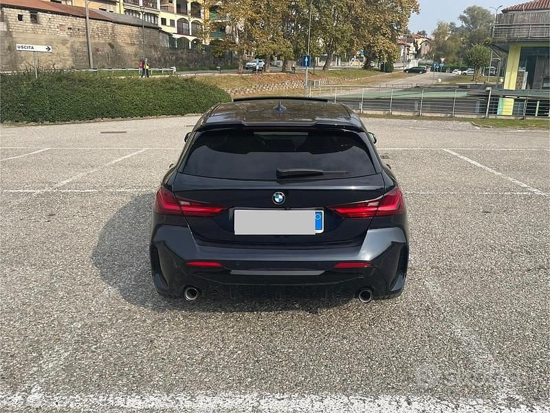 Usata BMW 120 M Sport 190 CV (139 kW) 2022 Nero Utilitaria