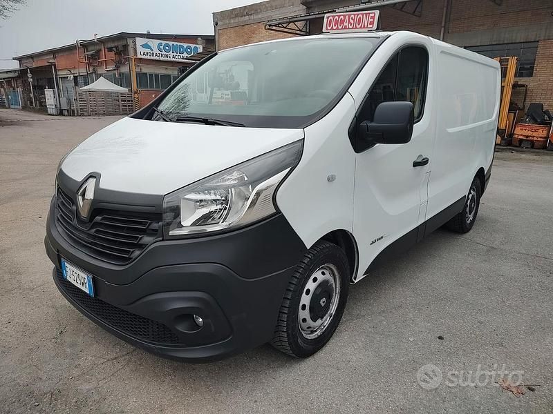 Usata Renault Trafic 145 CV (106 kW) 2017 Bianco Monovolume