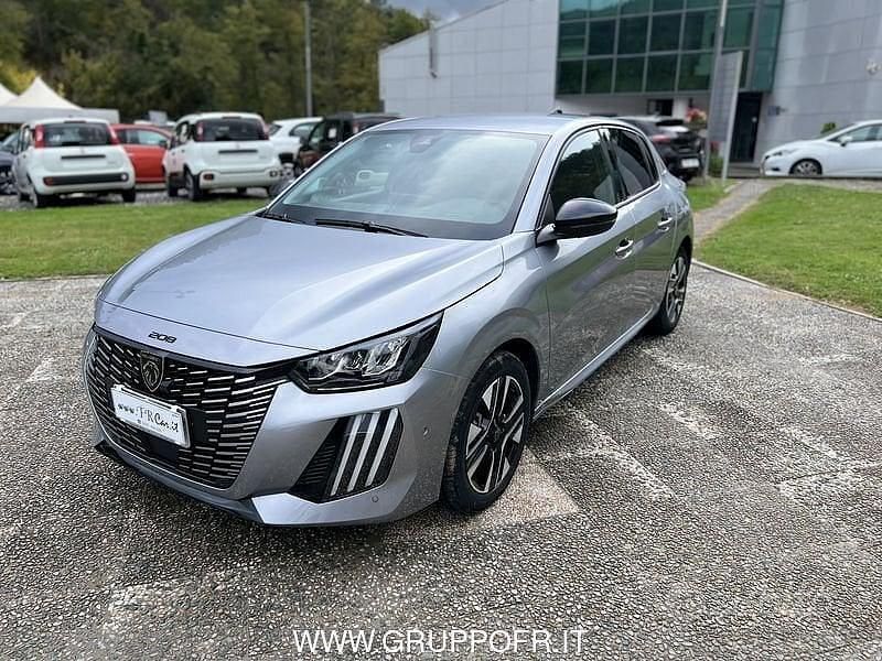 Usata Peugeot 208 Allure 101 CV (74 kW) 2024 Grigio Utilitaria