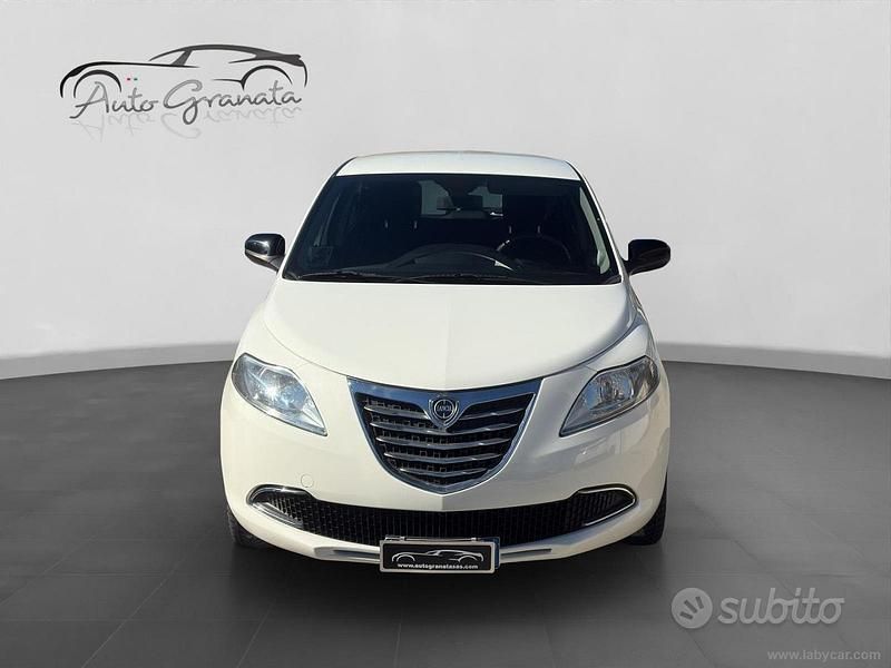 Usata Lancia Ypsilon Gold 85 CV (62 kW) 2013 Utilitaria