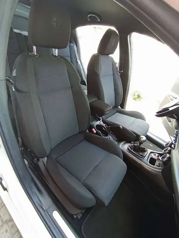 Usata Alfa Romeo Giulietta 120 CV (88 kW) 2013 Bianco Utilitaria