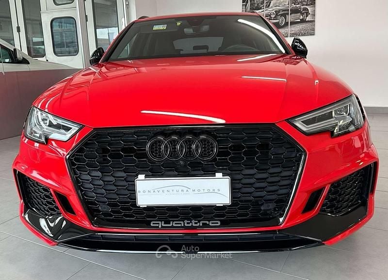 Usata Audi RS4 Ambiente 450 CV (330 kW) 2019 Rosso Station wagon