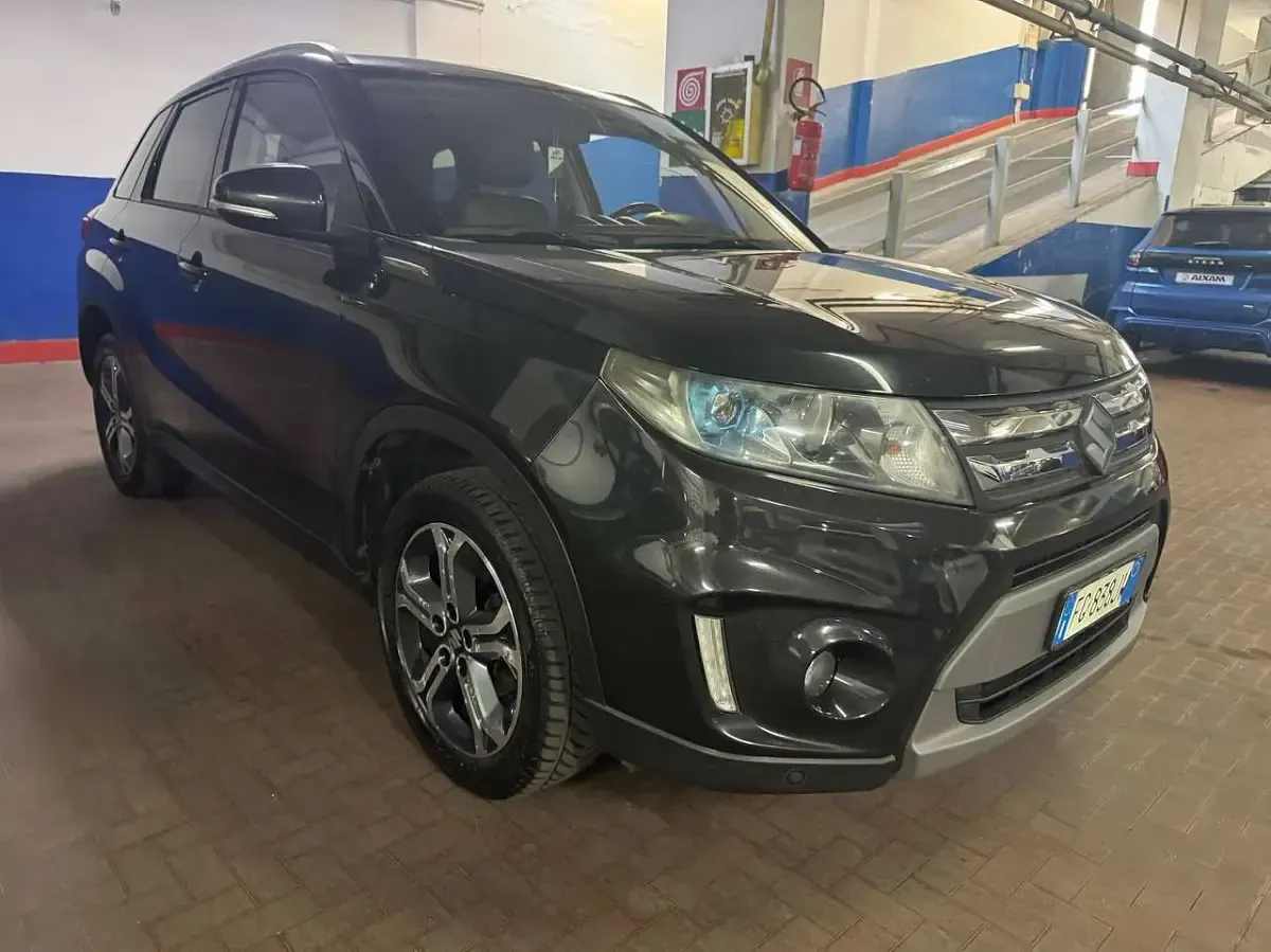 Usata Suzuki Vitara 120 CV (88 kW) 2017 Nero SUV