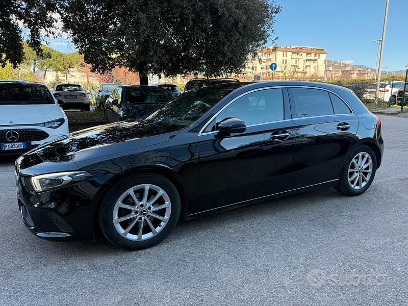 Usata Mercedes A180 Prestige 116 CV (85 kW) 2019 Nero Berlina
