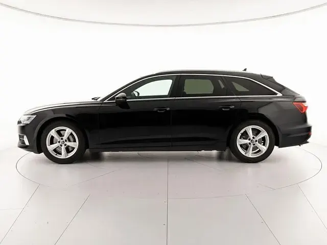 Usata Audi A6 Business 231 CV (169 kW) 2020 Nero mythos metallizzato Station wagon