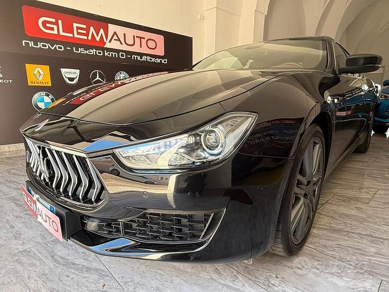 Usata Maserati Ghibli 275 CV (202 kW) 2018 Nero Berlina