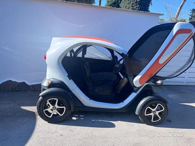 Usata Renault Twizy 12 kW (17 CV) 2013 Utilitaria