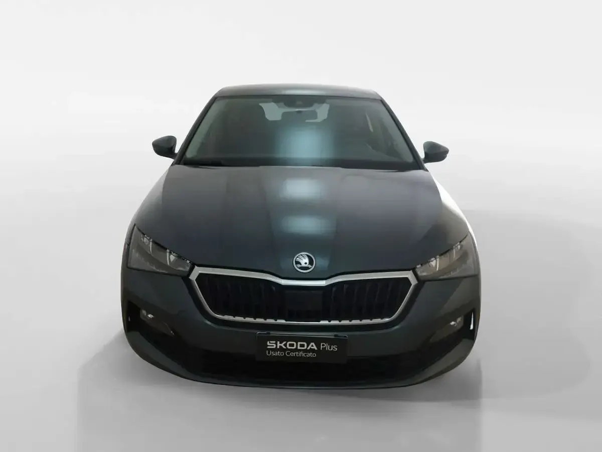 Usata Skoda Scala Ambition 95 CV (69 kW) 2021 Grigio Utilitaria