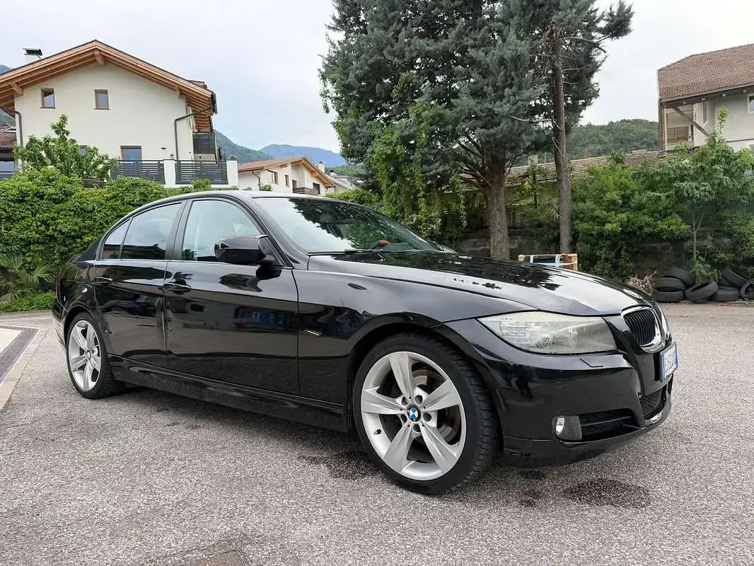 Usata BMW 320 Lifestyle 184 CV (135 kW) 2011 Berlina