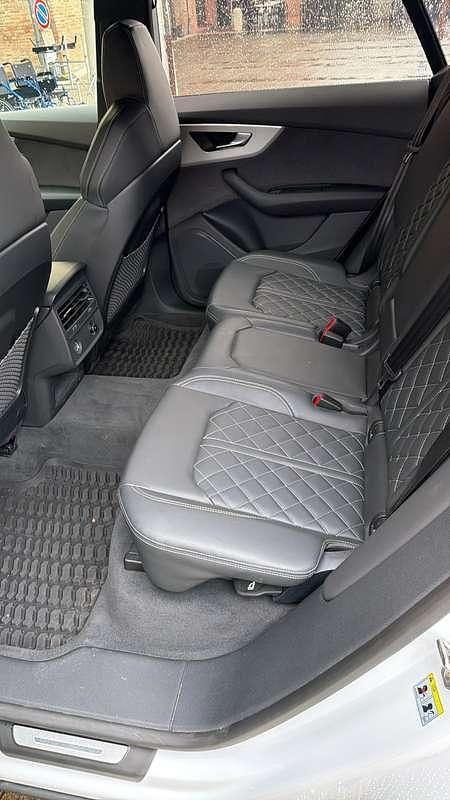 Usata Audi Q8 S-Line 286 CV (210 kW) 2025 Bianco SUV
