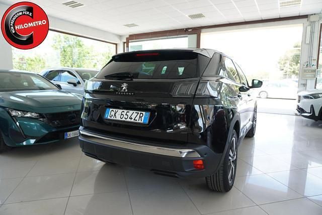 Usata Peugeot 3008 Allure 131 CV (96 kW) 2022 Nero SUV