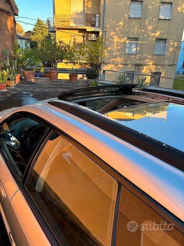 Usata Subaru Outback 150 CV (110 kW) 2005 Grigio Berlina