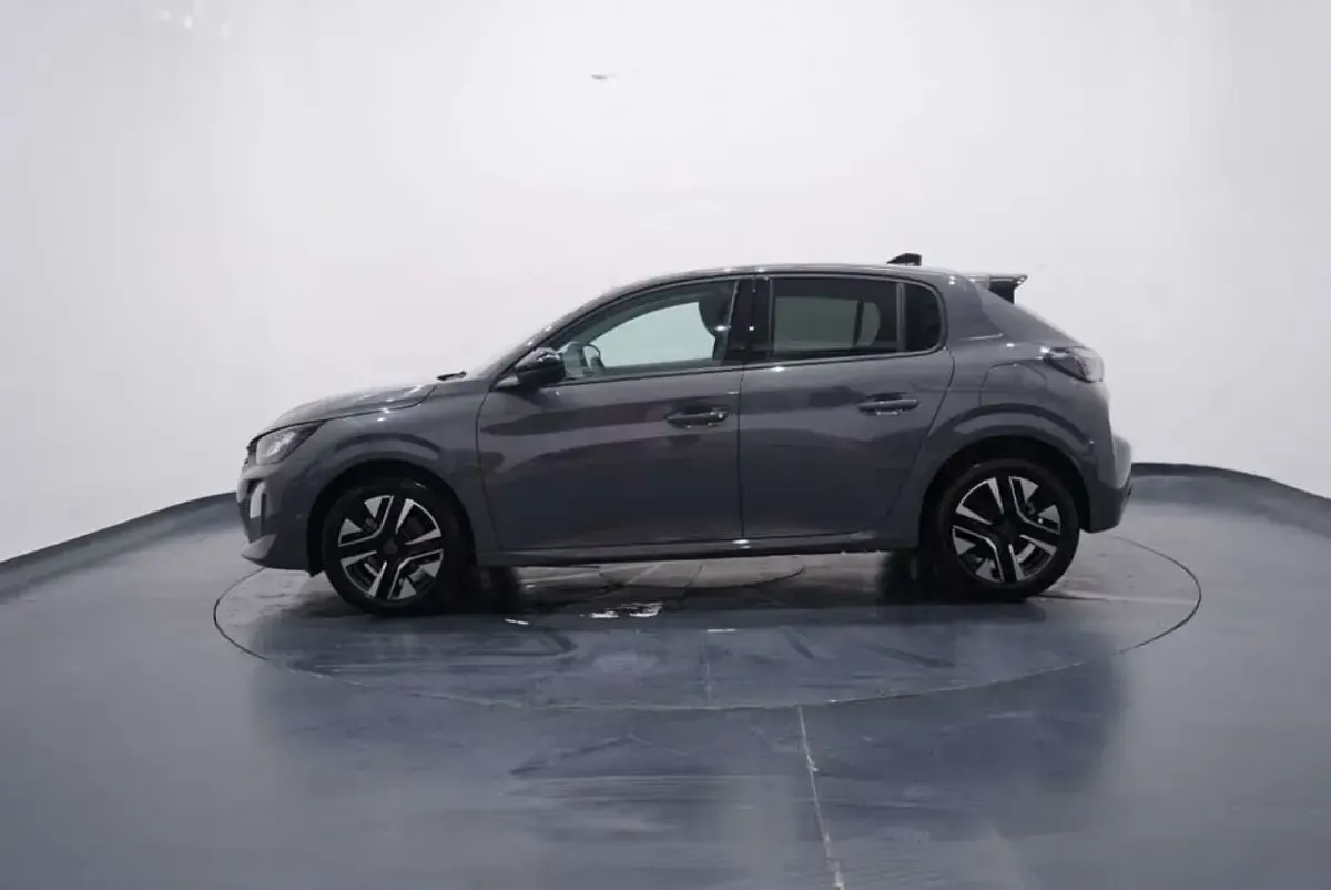 Nuova Peugeot 208 Allure 101 CV (74 kW) 2025 Grigio selenium Utilitaria