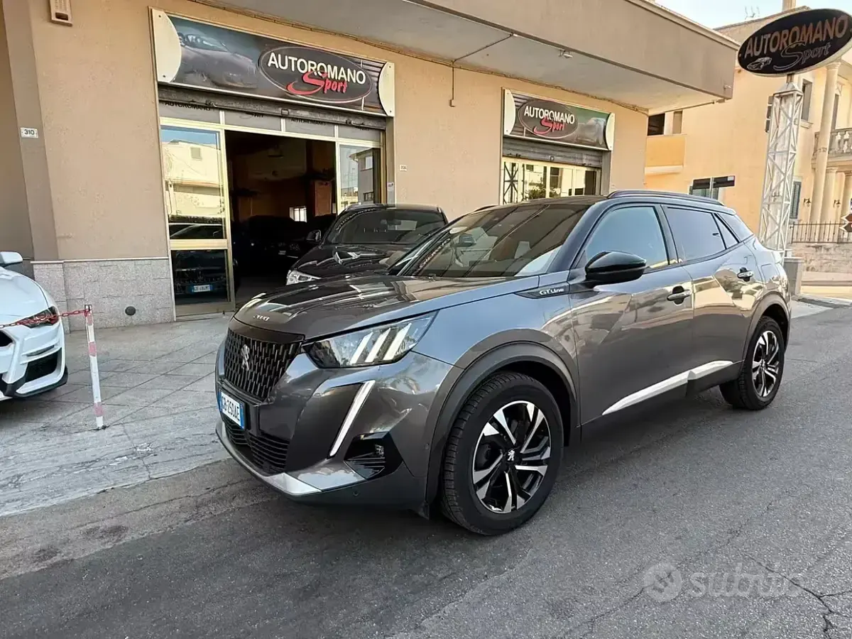 Usata Peugeot 2008 GT 131 CV (96 kW) 2020 Grigio SUV