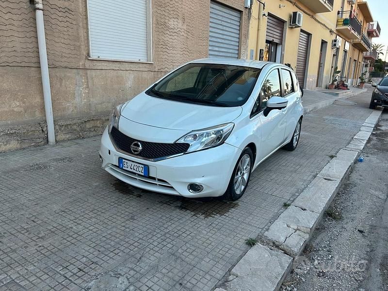 Usata Nissan Note Tekna 90 CV (66 kW) 2013 Bianco Monovolume
