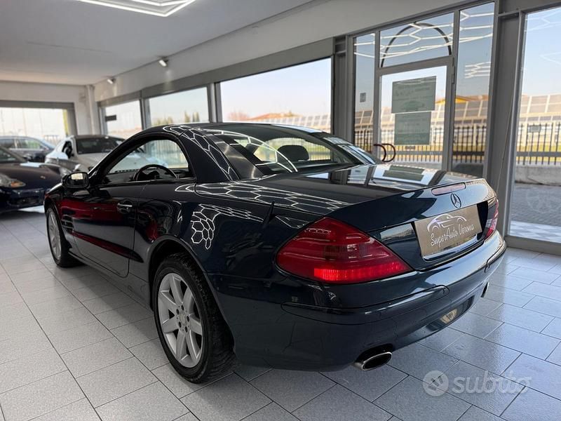 Usata Mercedes SL500 Elegance 306 CV (225 kW) 2001 Grigio Cabrio