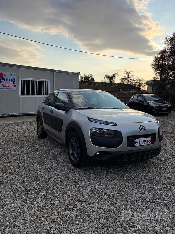 Usata Citroën C4 Cactus Shine 99 CV (72 kW) 2016 Grigio Utilitaria