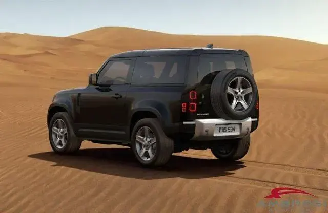 Usata Land Rover Defender SE 250 CV (183 kW) 2023 Nero metallizzato SUV