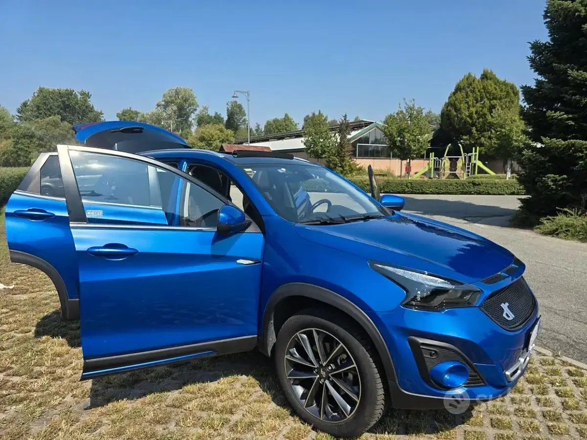 Usata DR F35 154 CV (113 kW) 2021 Bluazzurro SUV