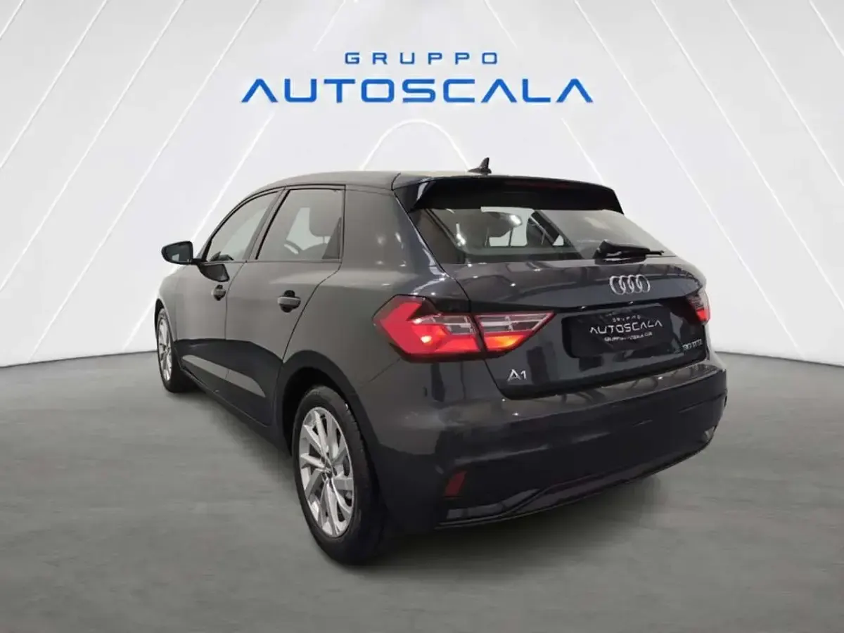 Usata Audi A1 Admired 116 CV (85 kW) 2019 Grigio manhattan [h1h1] SUV