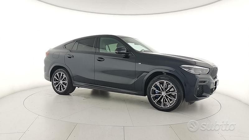 Usata BMW X6 M Sport 340 CV (250 kW) 2022 Nero SUV