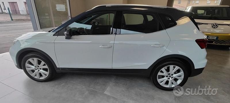 Usata Seat Arona Xperience 95 CV (69 kW) 2024 Bianco SUV