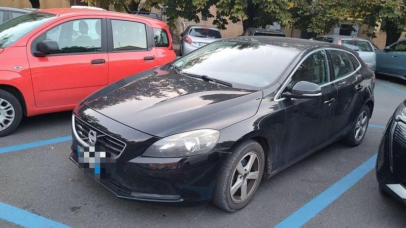 Usata Volvo V40 Momentum 114 CV (83 kW) 2014 Station wagon