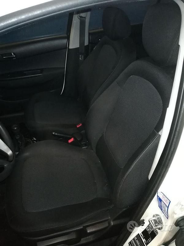 Usata Hyundai i20 85 CV (62 kW) 2013 Utilitaria