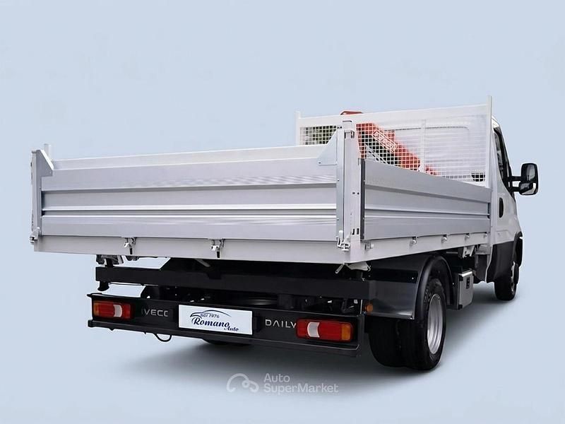 Nuova Iveco Daily 177 CV (130 kW) 2025 Bianco Furgone