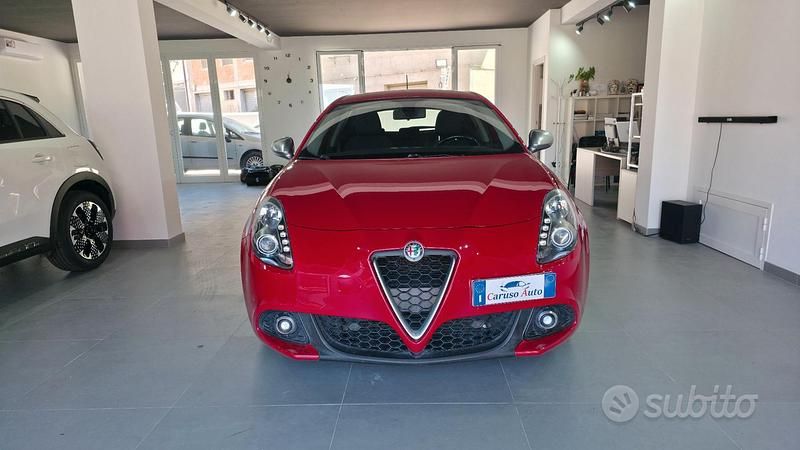 Usata Alfa Romeo Giulietta Sprint 120 CV (88 kW) 2017 Rosso Utilitaria