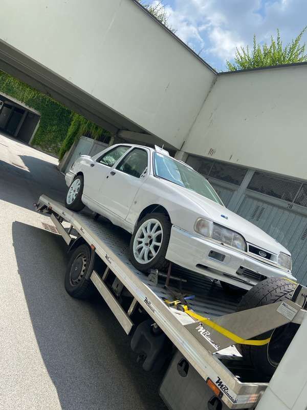 Usata 1989 Ford Sierra Ghia Tre volumi | 55.000 € - Immagine 1/2