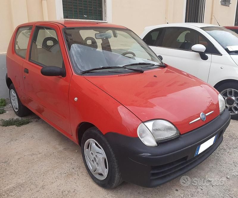 Usata Fiat 600 54 CV (39 kW) 2007 Rosso Utilitaria