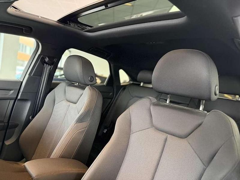 Usata Audi Q3 Ambiente 150 CV (110 kW) 2023 Blu/azzurro SUV
