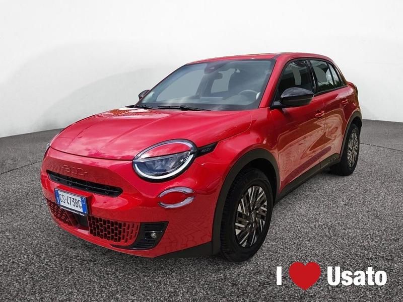 Rosso Usata 2023 Fiat 600E Red SUV | 25.500 € (Buon prezzo) - Immagine 1/4