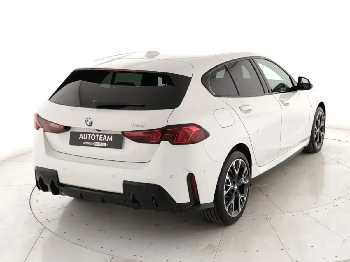 Brugt BMW 118 M Sport 150 HK (110 kW) 2025 Hvid Hatchback
