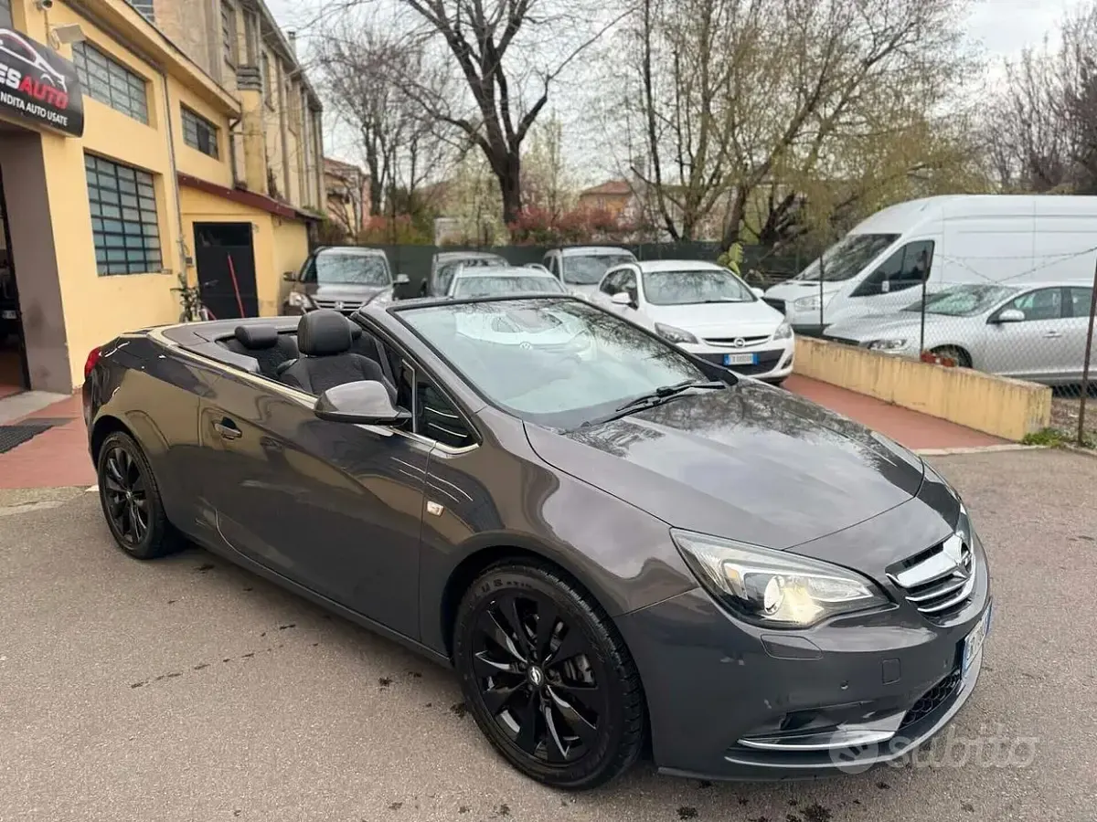 Occasion Opel Cascada Cosmo 165 PK (121 kW) 2013 Grijs Cabriolet