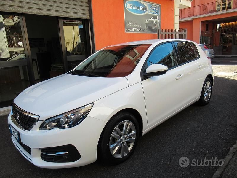 Usata Peugeot 308 Business-Line 131 CV (96 kW) 2018 Bianco Berlina