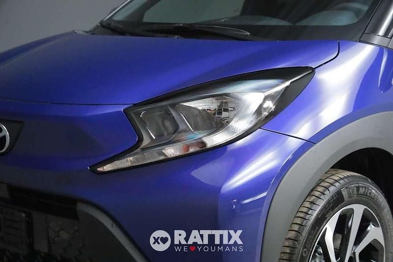 Nuova Toyota Aygo X Trend 72 CV (52 kW) 2025 Blue juniper SUV