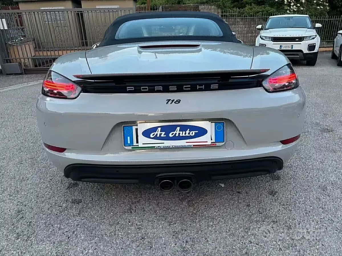 Usata Porsche 718 Boxster 300 CV (220 kW) 2019 Grigio Cabrio